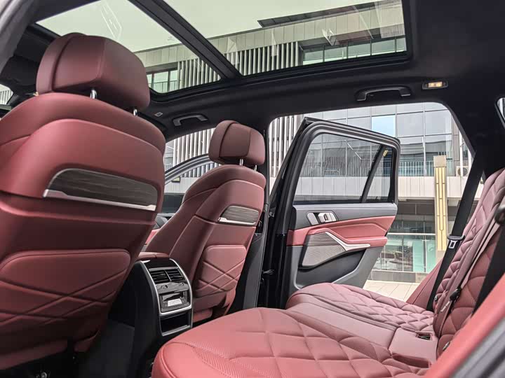 Фото 17 - BMW X5