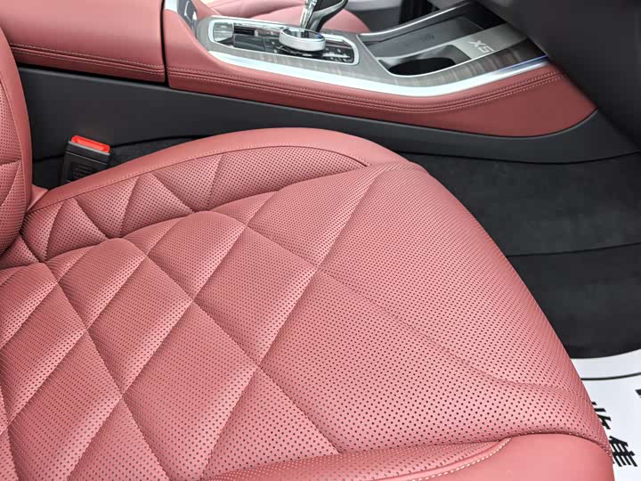 Фото 22 - BMW X5