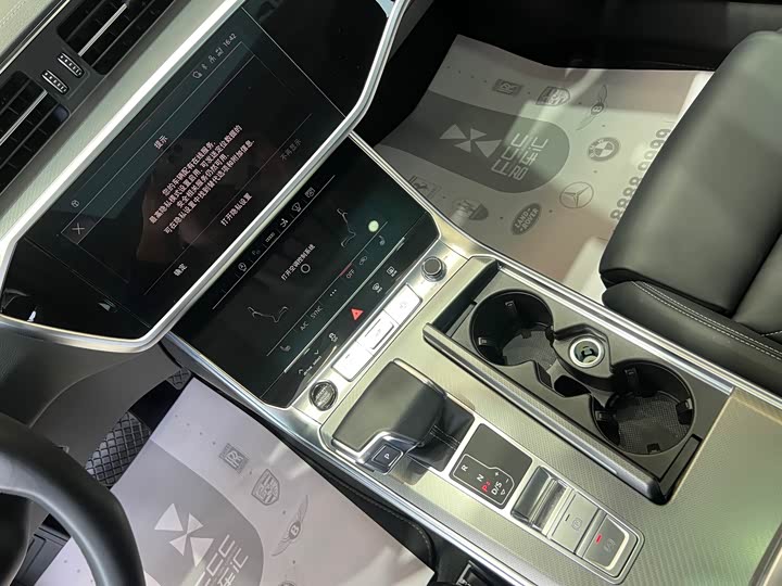 Фото 12 - Audi A7