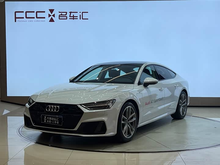 Фото 2 - Audi A7