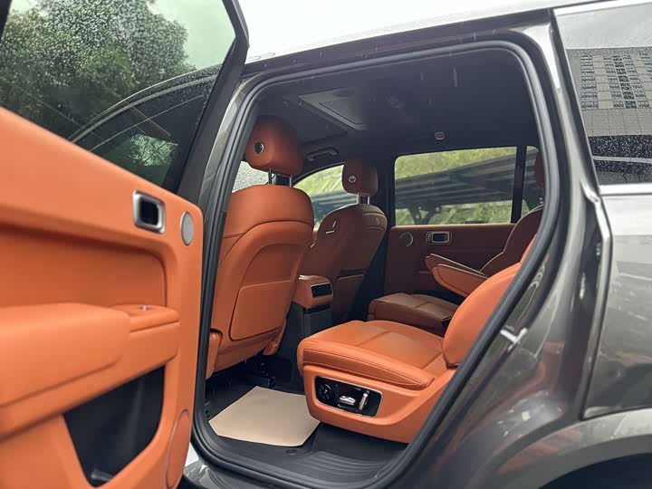 Фото 11 - LiXiang L9