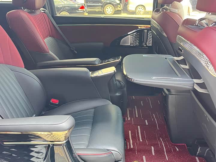 Фото 16 - GAC Trumpchi M8