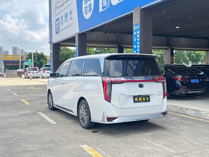 Фото 6 - GAC Trumpchi M8