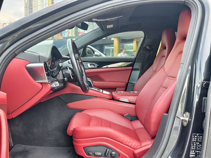 Фото 4 - Porsche Panamera