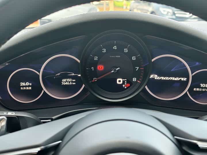 Фото 9 - Porsche Panamera