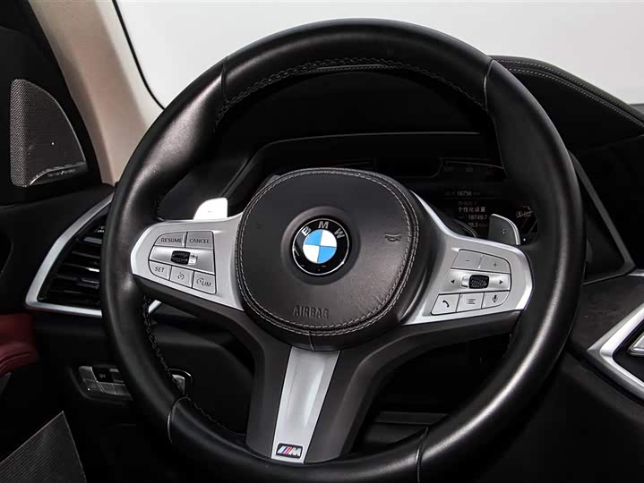 Фото 14 - BMW X5