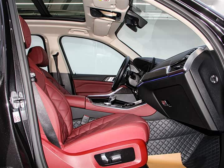 Фото 18 - BMW X5