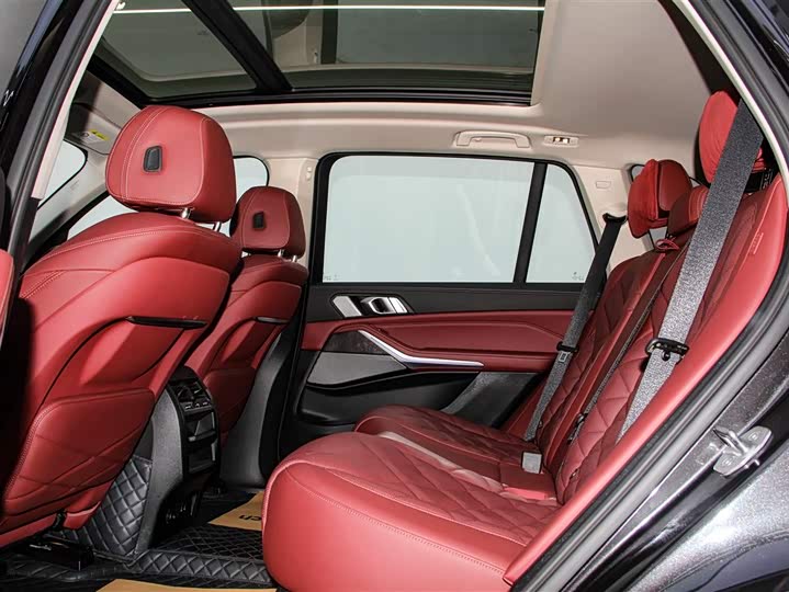 Фото 19 - BMW X5