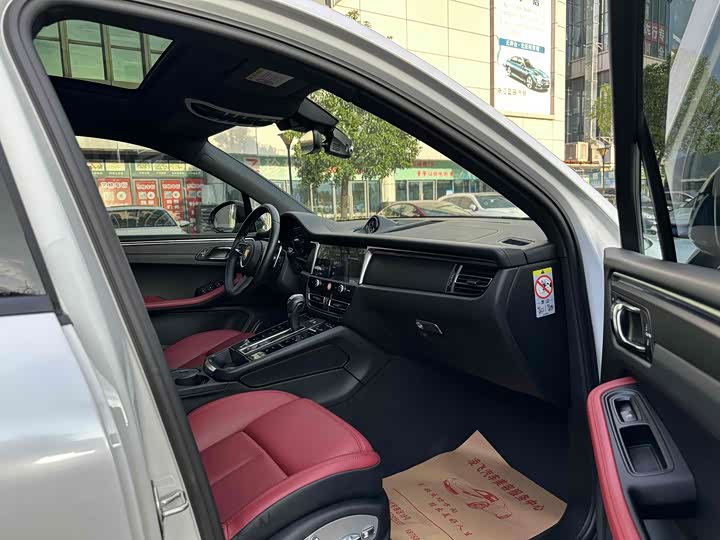 Фото 11 - Porsche Macan