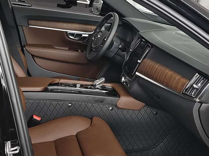 Фото 5 - Volvo S90