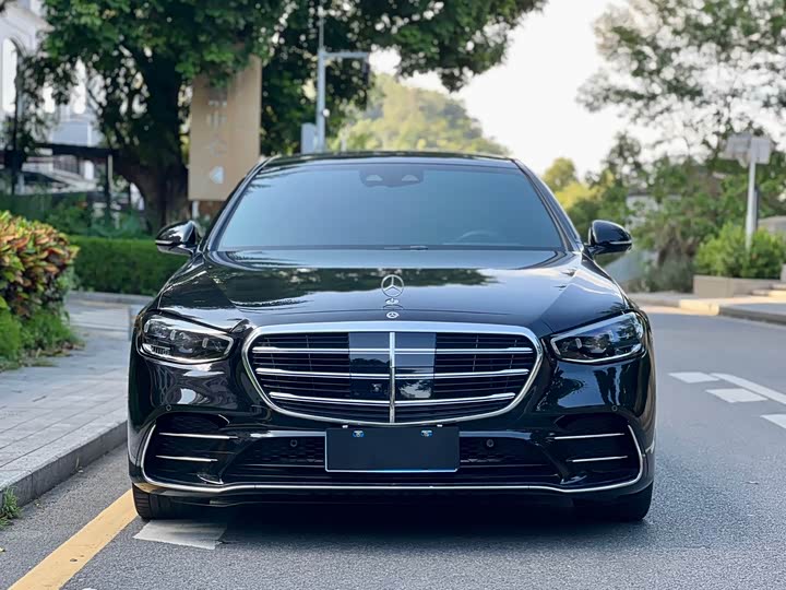 Фото 3 - Mercedes-Benz S-Class