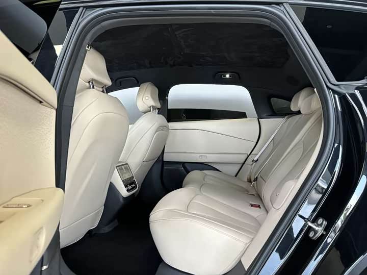 Фото 7 - XPeng F57