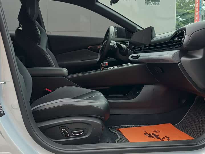 Фото 5 - GAC Trumpchi Empow R