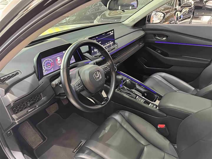 Фото 5 - Honda Accord