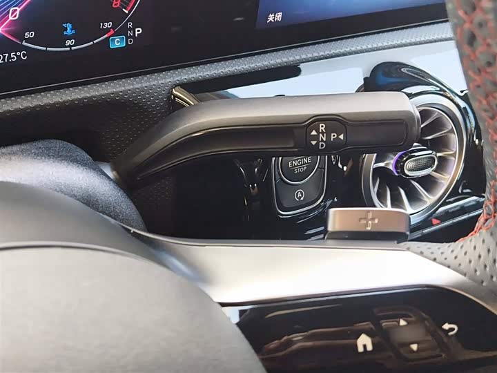 Фото 8 - Mercedes-Benz A-Class