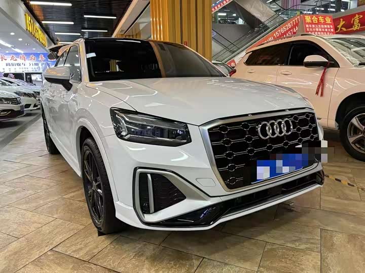 Фото 2 - Audi Q2L