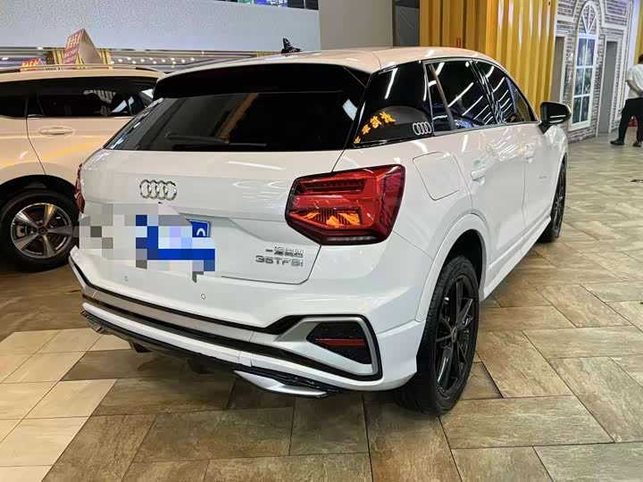 Фото 5 - Audi Q2L