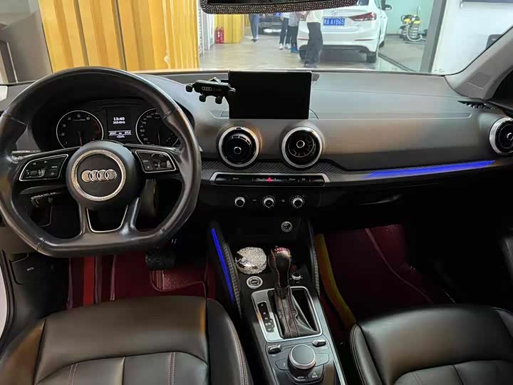 Фото 7 - Audi Q2L