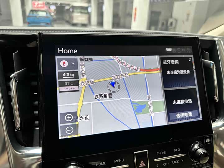 Фото 17 - Toyota Alphard