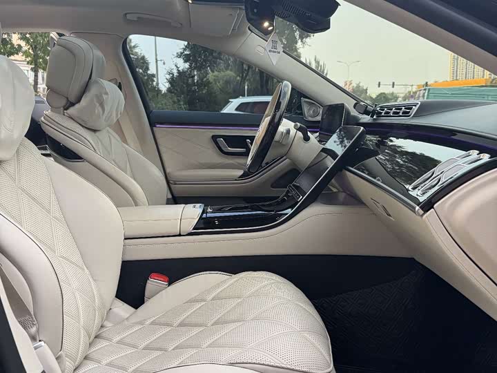 Фото 10 - Mercedes-Benz Maybach S-Class