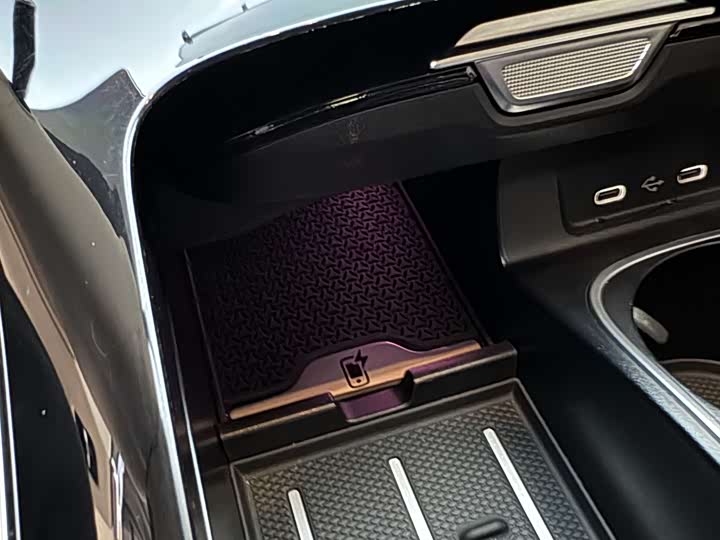 Фото 16 - Mercedes-Benz Maybach S-Class