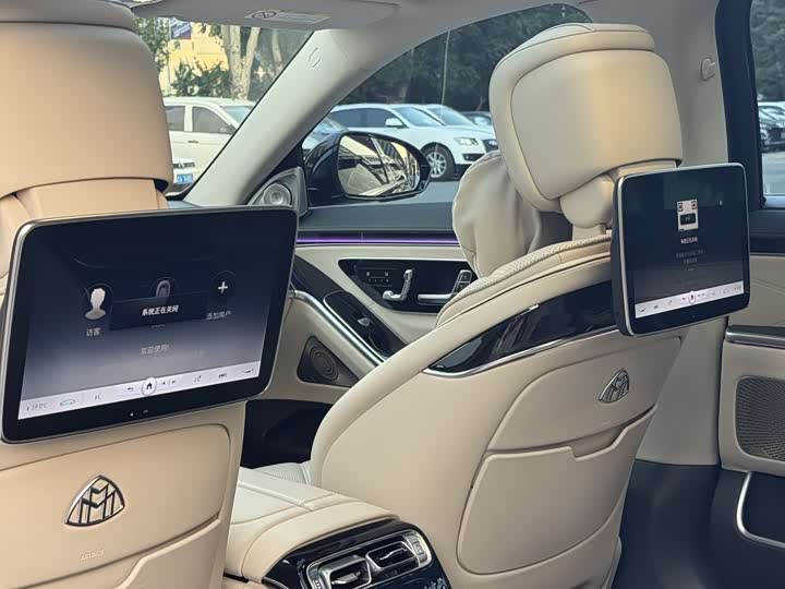 Фото 21 - Mercedes-Benz Maybach S-Class