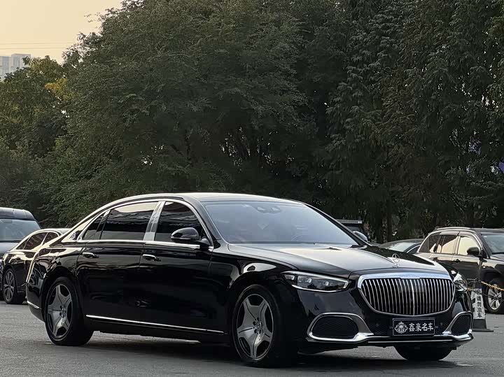 Фото 3 - Mercedes-Benz Maybach S-Class