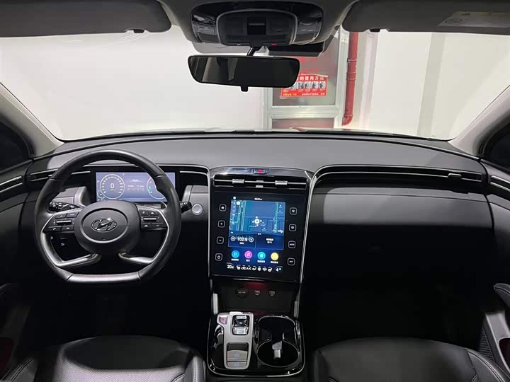 Фото 14 - Hyundai Tucson L