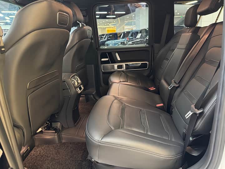 Фото 10 - Mercedes-Benz G-Class AMG