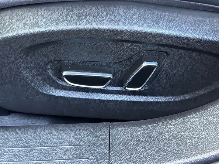 Фото 16 - GAC Trumpchi Empow R