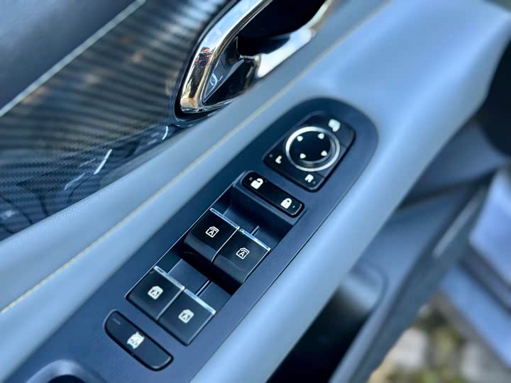 Фото 17 - GAC Trumpchi Empow R