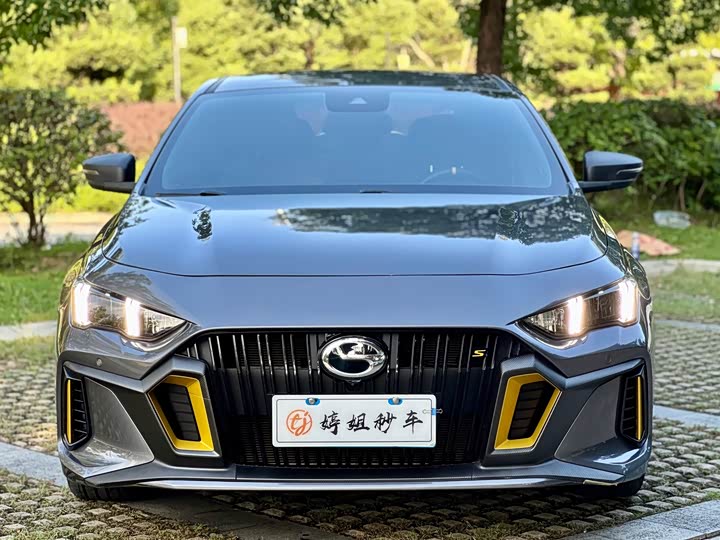 Фото 2 - GAC Trumpchi Empow R