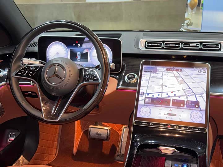 Фото 13 - Mercedes-Benz Maybach S-Class