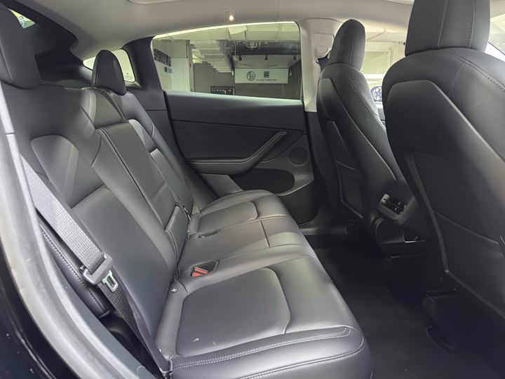 Фото 18 - Tesla Model Y