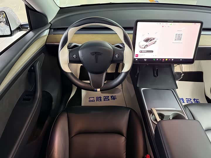 Фото 11 - Tesla Model Y