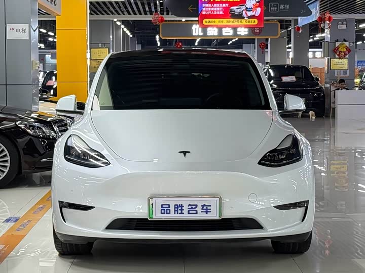 Фото 2 - Tesla Model Y