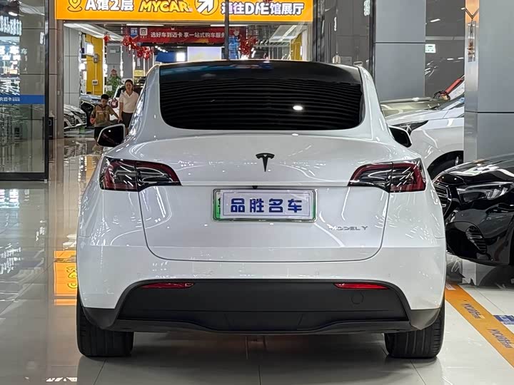 Фото 5 - Tesla Model Y