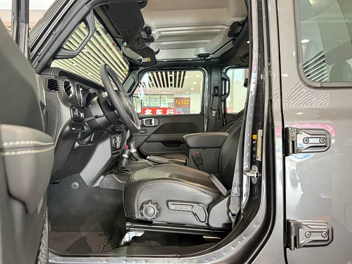 Фото 6 - Jeep Gladiator