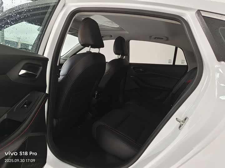 Фото 5 - MG Motor 5