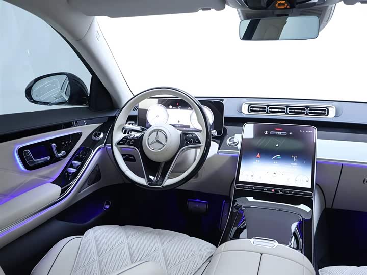 Фото 14 - Mercedes-Benz Maybach S-Class