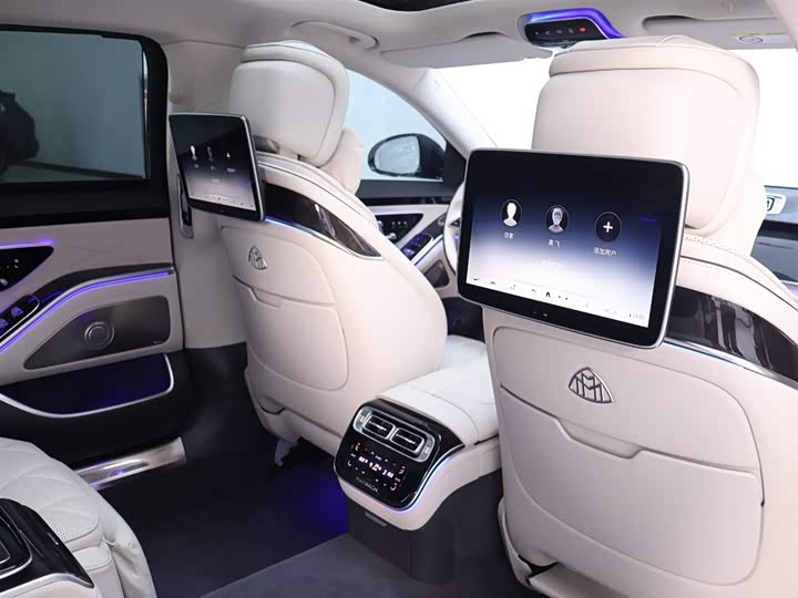 Фото 24 - Mercedes-Benz Maybach S-Class