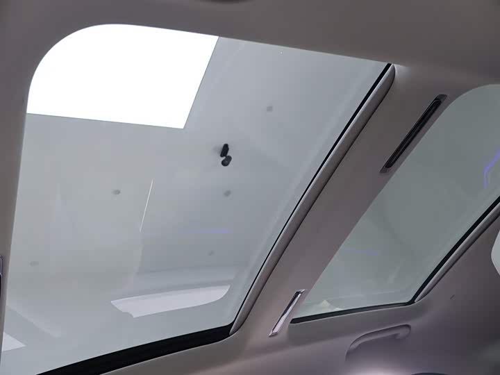 Фото 26 - Mercedes-Benz Maybach S-Class