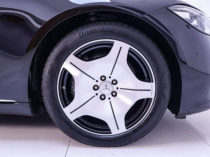 Фото 6 - Mercedes-Benz Maybach S-Class