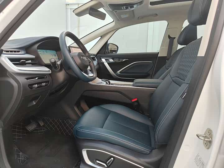 Фото 4 - Geely Jiaji