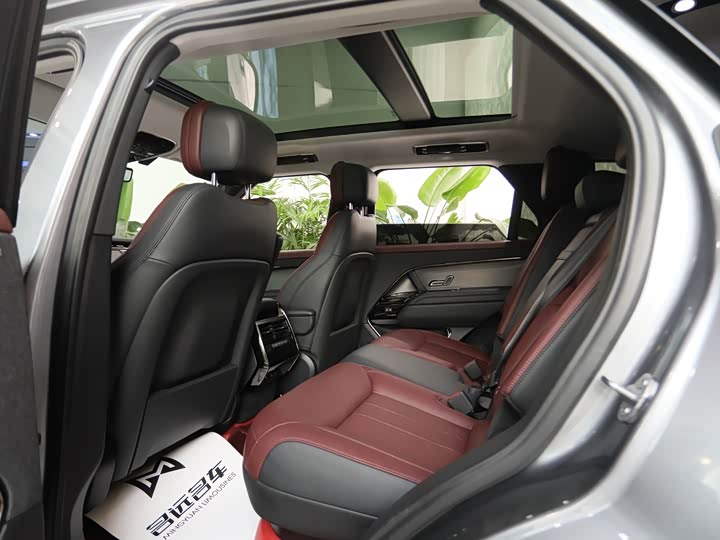 Фото 13 - Land Rover Range Rover Sport