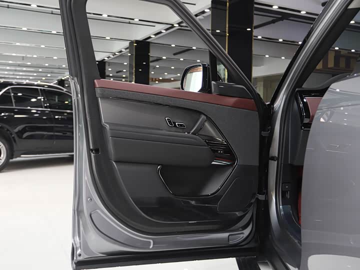 Фото 5 - Land Rover Range Rover Sport