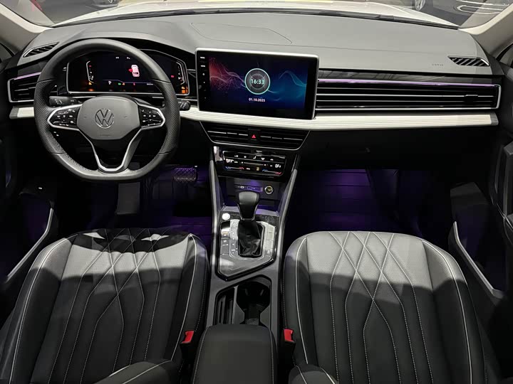 Фото 6 - Volkswagen Tiguan L Pro