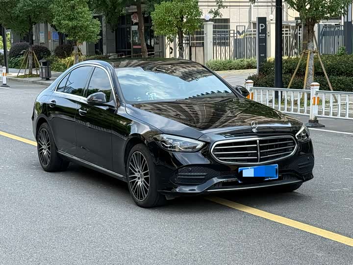 Фото 3 - Mercedes-Benz C-Class