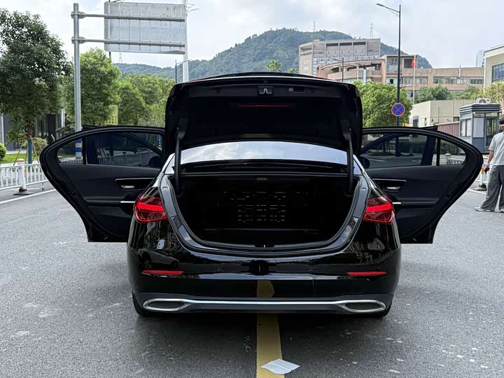 Фото 8 - Mercedes-Benz C-Class