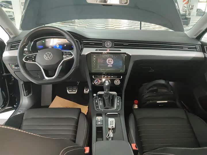 Фото 10 - Volkswagen Magotan